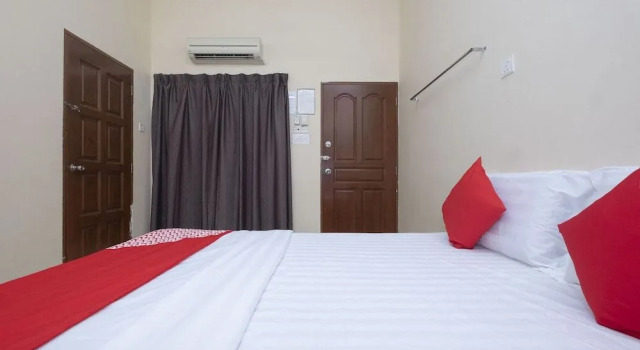 SPOT ON 89941 Rivermoon Guest House, Rezerwuj Pensjonat Kuantan Pahang