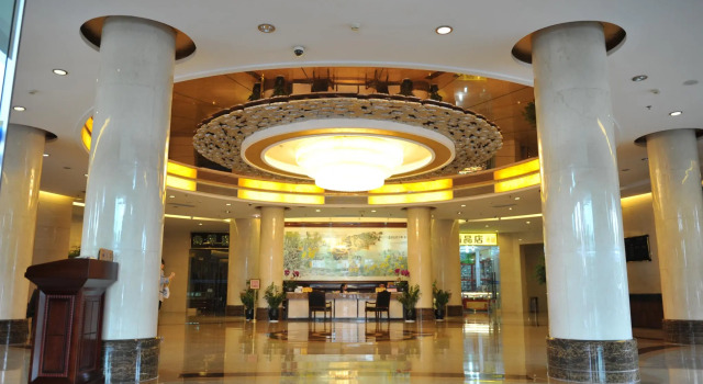 Kunming Zhong Huang Hotel, Rezerwuj Hotel Hotele w Kunming z parkingiem, Parking