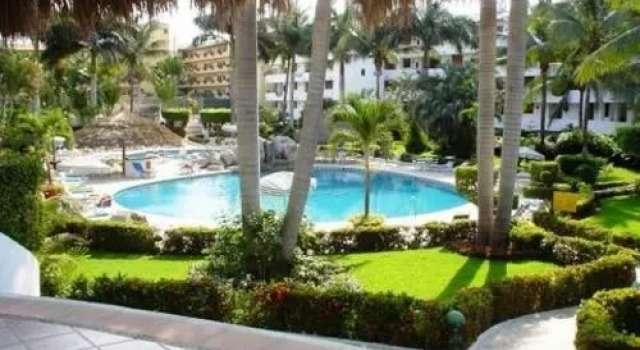 Royal Pacific, Book Hotel Hotels in Jalisco with a Pool, Swimming Pool