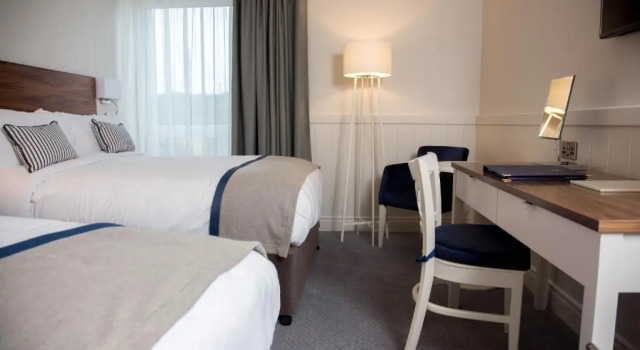 Семейный номер Standard Waterfront Hotel Dungloe