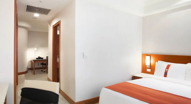 Двухместный номер Deluxe HiONE Holiday Hotel