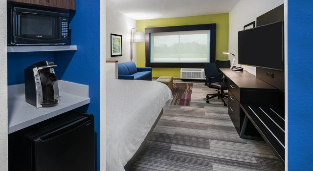 Двухместный номер Standard Holiday Inn Express & Suites Bryan - College Station by IHG
