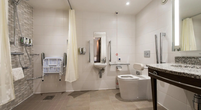 Двухместный номер Standard Hampton by Hilton Canterbury