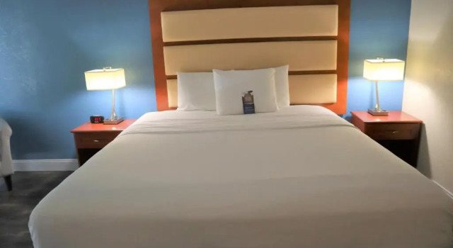 Номер Standard Baymont by Wyndham Norcross Atlanta