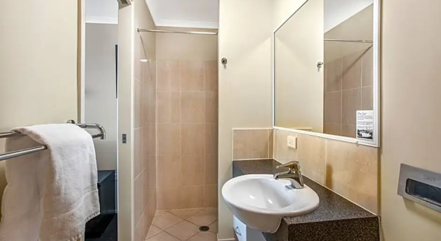Номер Executive Citywalk Motor Inn