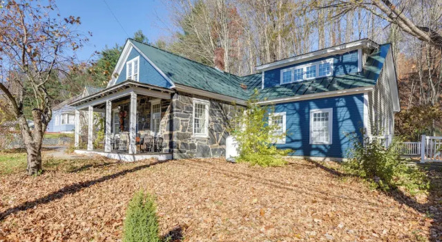 Historic New Hampshire Home: 1 Mi to Boat Launch, Брондау Қонақ үй Walpole тұрағы бар қонақ үйлер, Тоқтау алаңы