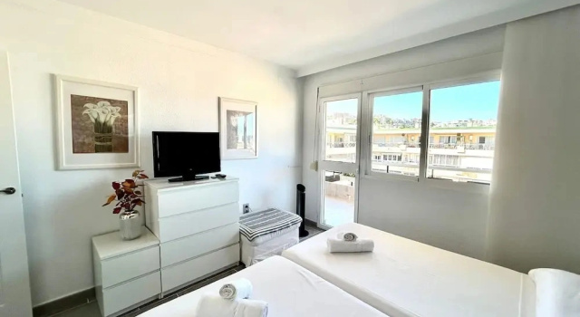 Beachfront Apartment in La Carihuela, Забронировать Апартаменты/квартира Апартаменты Торремолинос, рядом с Casa de los Navajas, Апартаменты/квартира