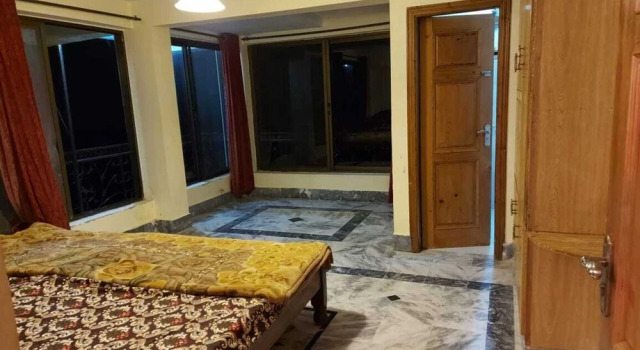 Stunning 3-bed Apartment in Murree