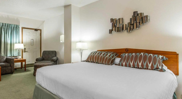 Двухместный номер Standard Red Roof Inn & Suites Tomah
