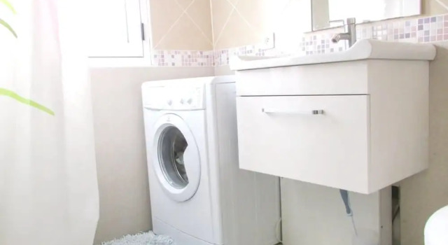 House With one Bedroom in Aléria, With Shared Pool, Enclosed Garden and Wifi, Varaa Hotelli  