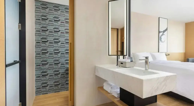 Номер Superior Fairfield by Marriott Wuhan Hankou