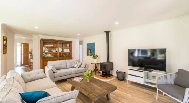 Lake Edge Retreat, Buchen Sie Hotel Dunsborough 