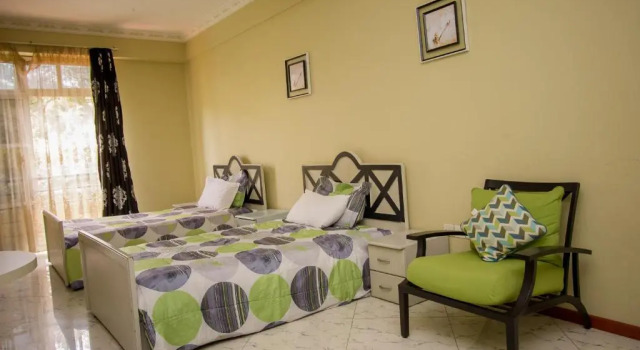 Executive Dvoulůžkový s manželskou postelí pokoj Grand Global Hotel