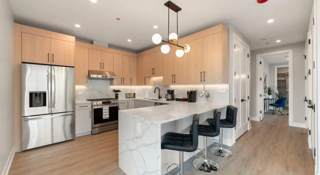 Апартаменты New Build in Pilsen Spacious 2 Bed 2 Bath Unit