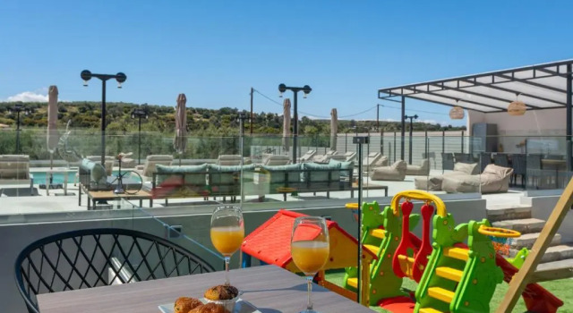 Вилла Superior Luxurious Villa Mare - With 150m Pool