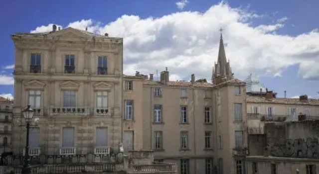 Les Secrets de Sainte Eulalie - Première Conciergerie, Забронировать Отель Монпелье Hérault, рядом с Торговая палата Hôtel Saint-Côme
