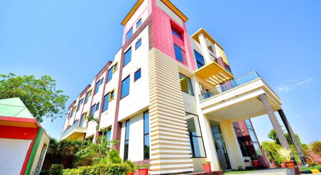 Splash Fun Resort, Забронировать Курортный отель Хисар штат Харьяна