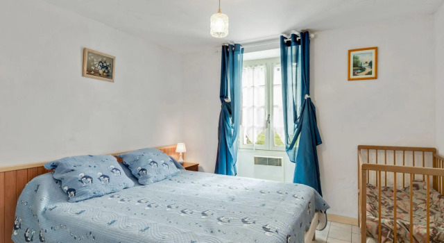 Luxurious Holiday Home in Cendrieux with Garden House, Rezervasyon Otel Cendrieux 