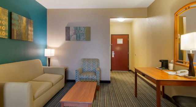 Двухместный люкс Best Western Governors Inn and Suites