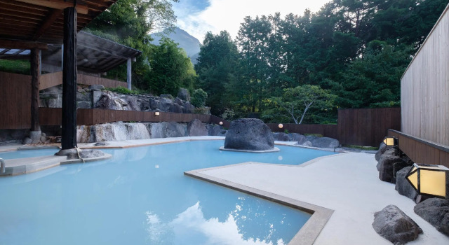 Кровать в общем номере (женский номер) Yufuin Onsen Tsukanoma