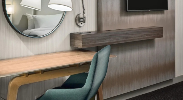 Четырёхместный номер Standard Crowne Plaza North Augusta, by IHG