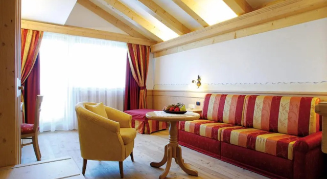 Люкс Nivis Hotel