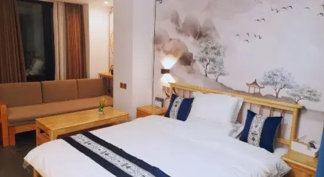 Люкс Deluxe Beijing Jingyun Shiqizhu Courtyard Hotel