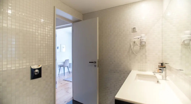 Апартаменты с 3 комнатами с балконом и с видом на реку Douro Triplex - Stunning River Views by Porto City Hosts