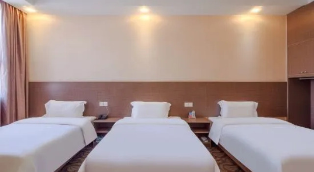 Люкс Deluxe Jiangmen Atlantas City Hotel