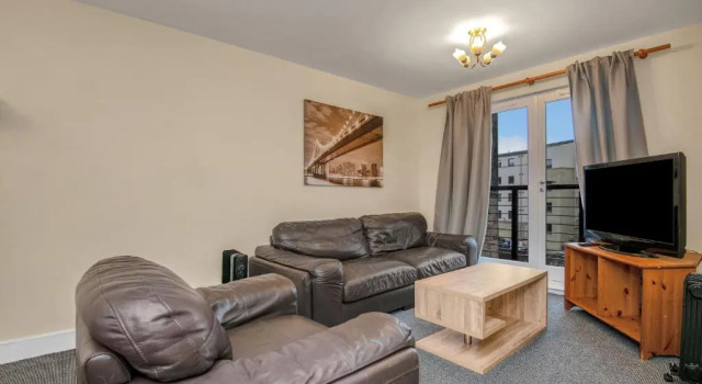 Edinburgh City Center Coady Apartment SLEEPS 5 FREE CAR PARK SPACE, Prenota Appartamento Hotel a Midlothian con parcheggio, Parcheggio