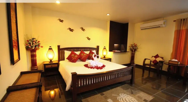 Люкс с джакузи Jasmine CM Night Bazaar Boutique Hotel - โรงแรม ซี เอ็ม ไนท์บาซาร์ บูทีค