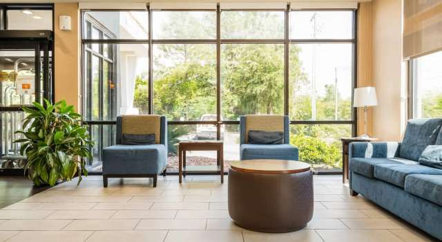 Comfort Suites Columbia Northeast - Fort Jackson