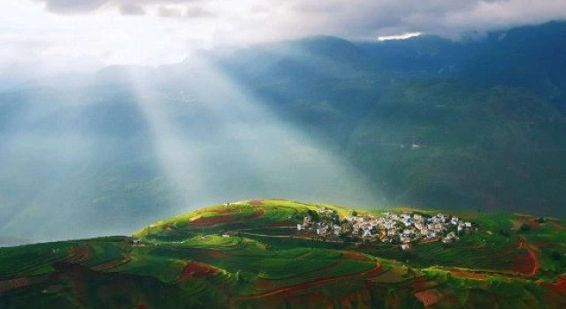 Kunming Luoxiaju Homestay (Luoxia Valley Scenic Area), Rezerwuj Hotel Hotele w Kunming z parkingiem, Parking
