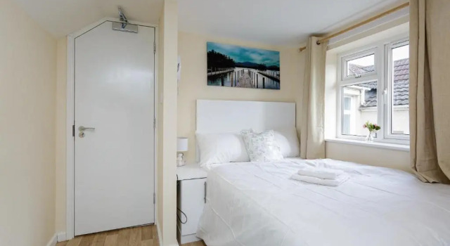 Студия Deluxe Blackberry - Stylish Self-Contained Flats in Soton City Centre