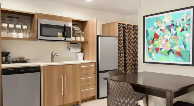 Люкс c 1 комнатой Home2 Suites By Hilton Warminster Horsham
