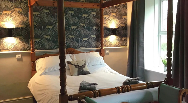 Red Lion Coaching Inn, Забронировать Отель Гейнсборо 