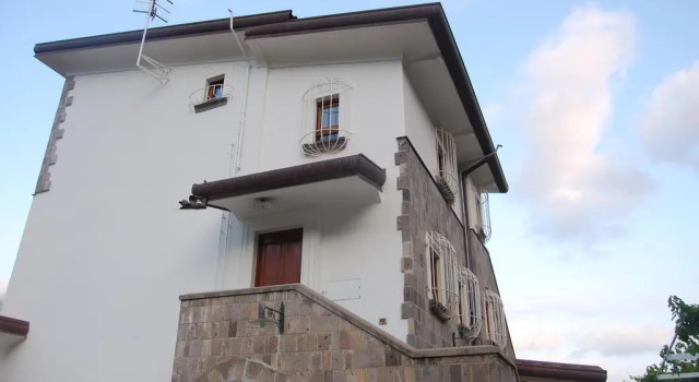 Monticelli Mansion
