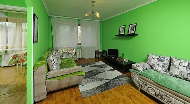 Apartments on the Irtysh Embankment 42, Prenota Appartamento Hotel economici a Omsky District