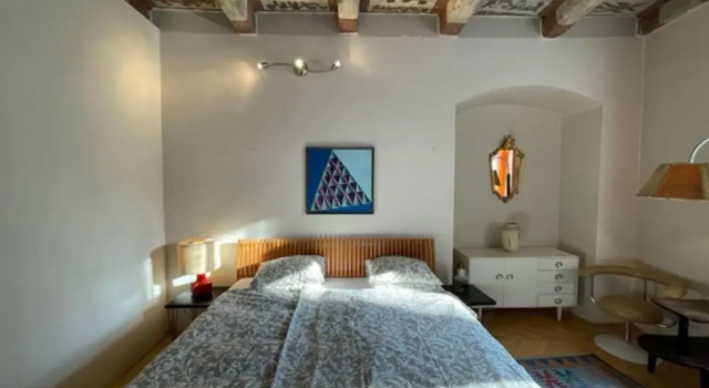 1 Bed Flat - Sleeps 2 - Pets - Wifi, Забронировать Отель Отели Праги с парковкой, рядом с Театр Svanda, Парковка