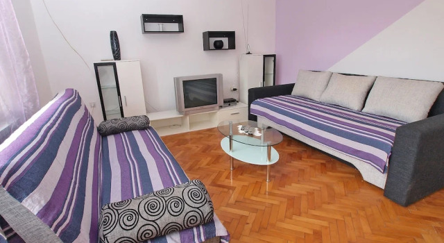 Апартаменты с 3 комнатами с балконом Apartments Ivanka 1056