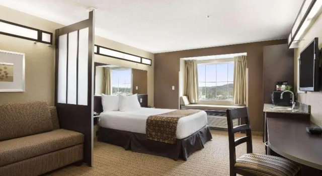 Номер Standard Microtel Inn & Suites by Wyndham Cambridge
