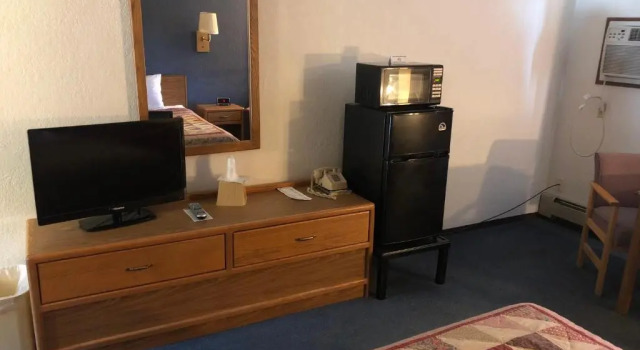 Номер Standard AmericInn Motel - Monticello
