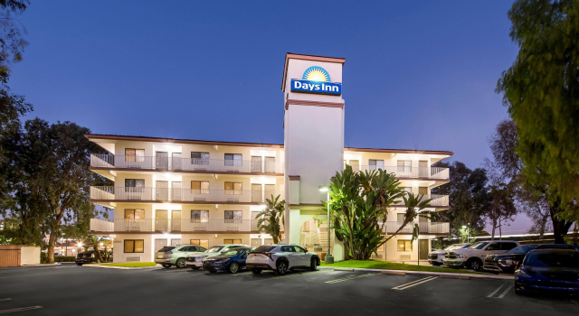 Days Inn by Wyndham Buena Park