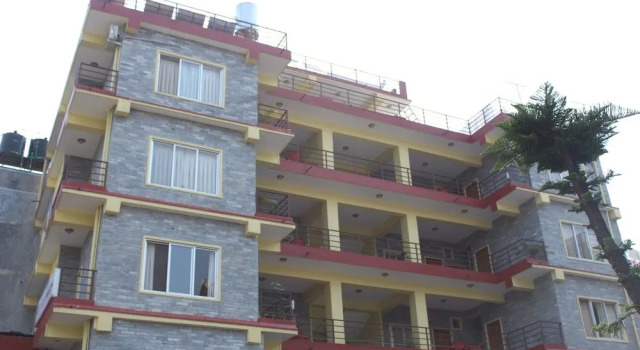 Hotel God Pigeon