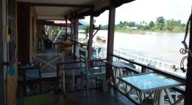 Souksanh Guesthouse, Book Pension Khong Island 