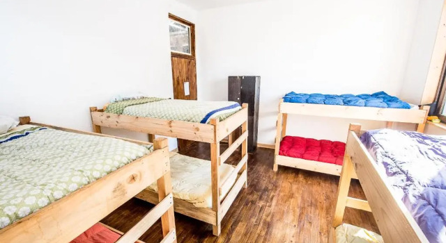 Seng i sovesal Hostal Licanantay