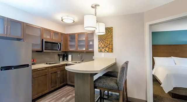 Четырёхместный люкс c 1 комнатой Staybridge Suites - Fort Lauderdale Airport - West by IHG