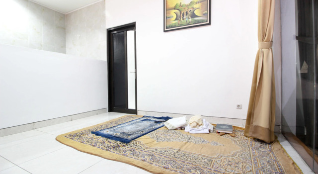 RedDoorz Plus @ Affandi Gejayan, Rezerwuj Hotel Sleman Yogyakarta Province