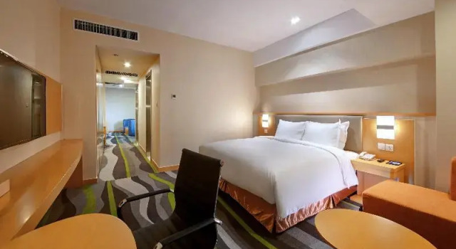 Двухместный люкс с видом на город Holiday Inn Express Tangshan Downtown by IHG