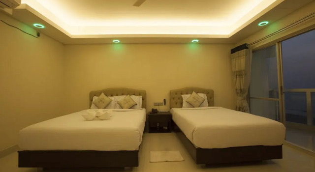 Четырёхместный люкс Premier Exotica Sampan